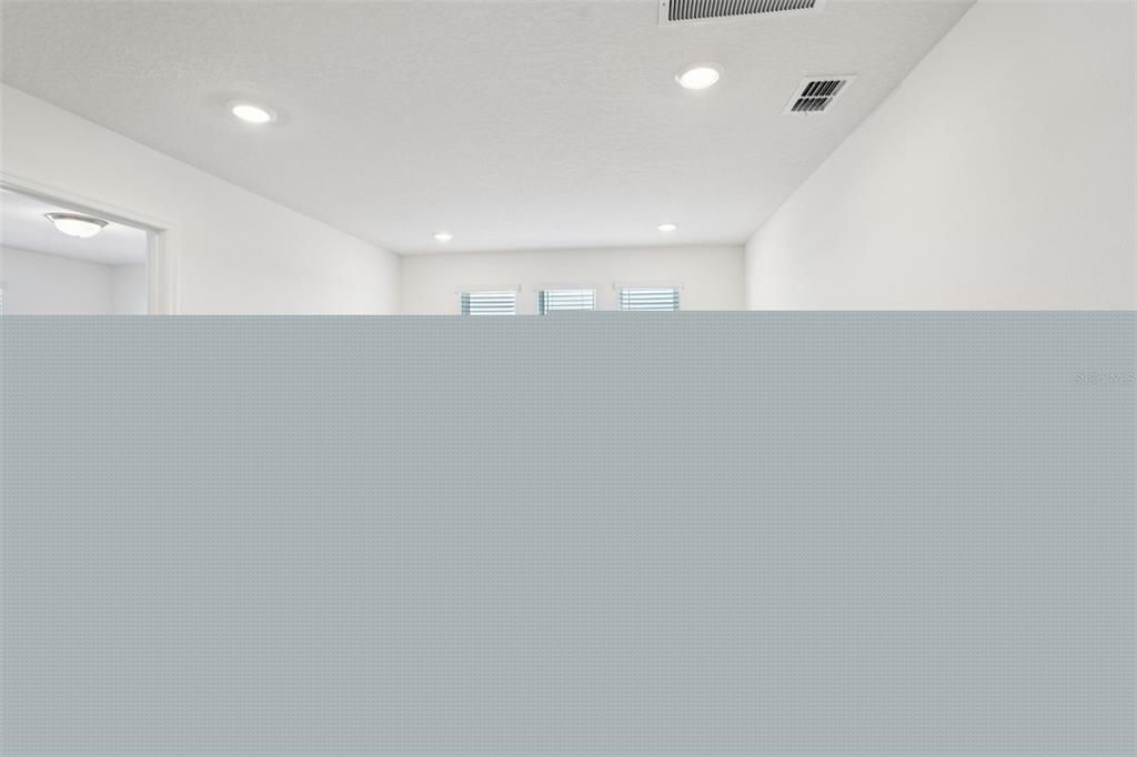 En Venta: $493,695 (5 camas, 3 baños, 2828 Pies cuadrados)