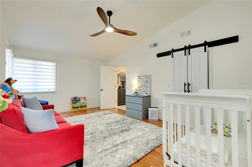 For Sale: $2,399,000 (4 beds, 3 baths, 3214 Square Feet)