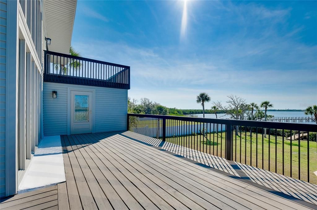 For Sale: $2,399,000 (4 beds, 3 baths, 3214 Square Feet)