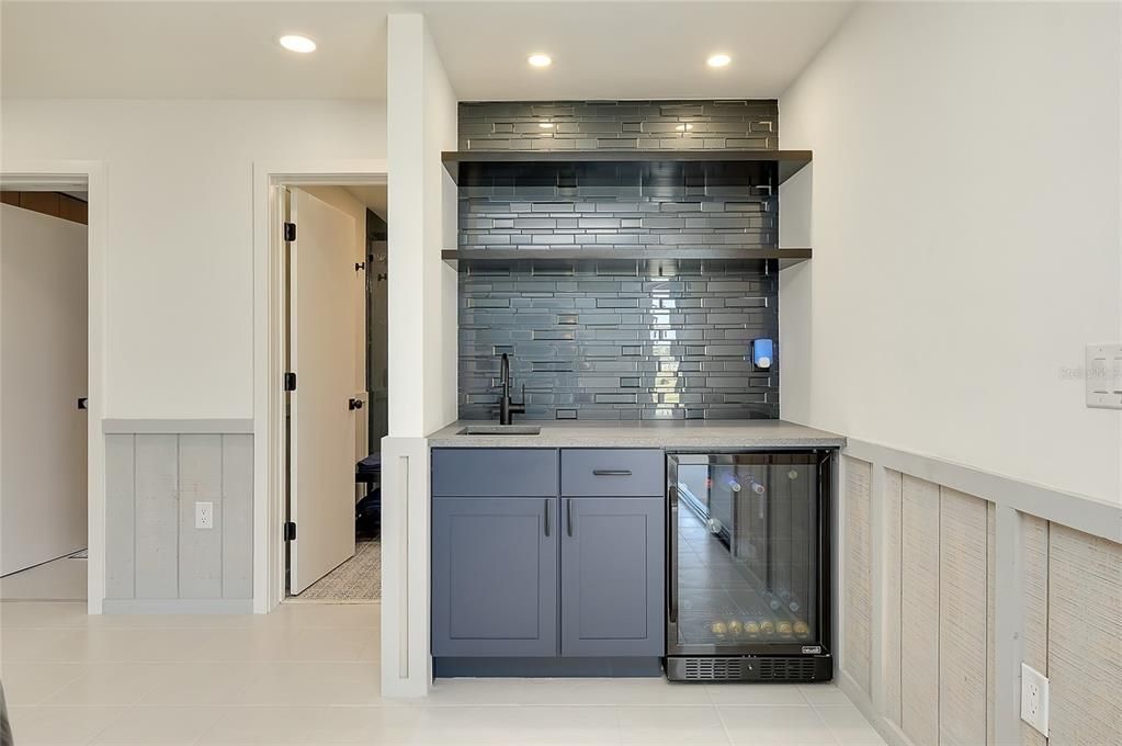 For Sale: $2,399,000 (4 beds, 3 baths, 3214 Square Feet)