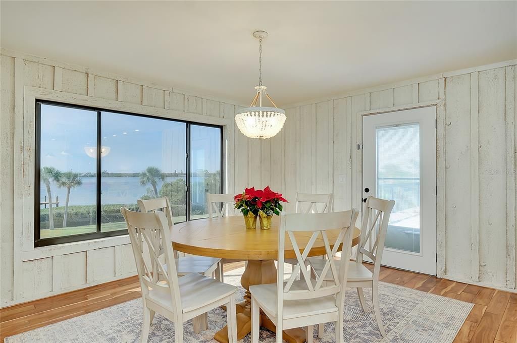 For Sale: $2,399,000 (4 beds, 3 baths, 3214 Square Feet)