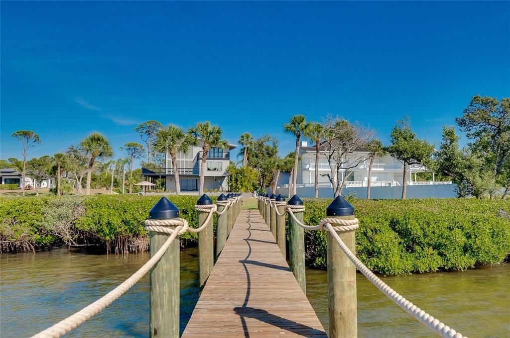 For Sale: $2,399,000 (4 beds, 3 baths, 3214 Square Feet)