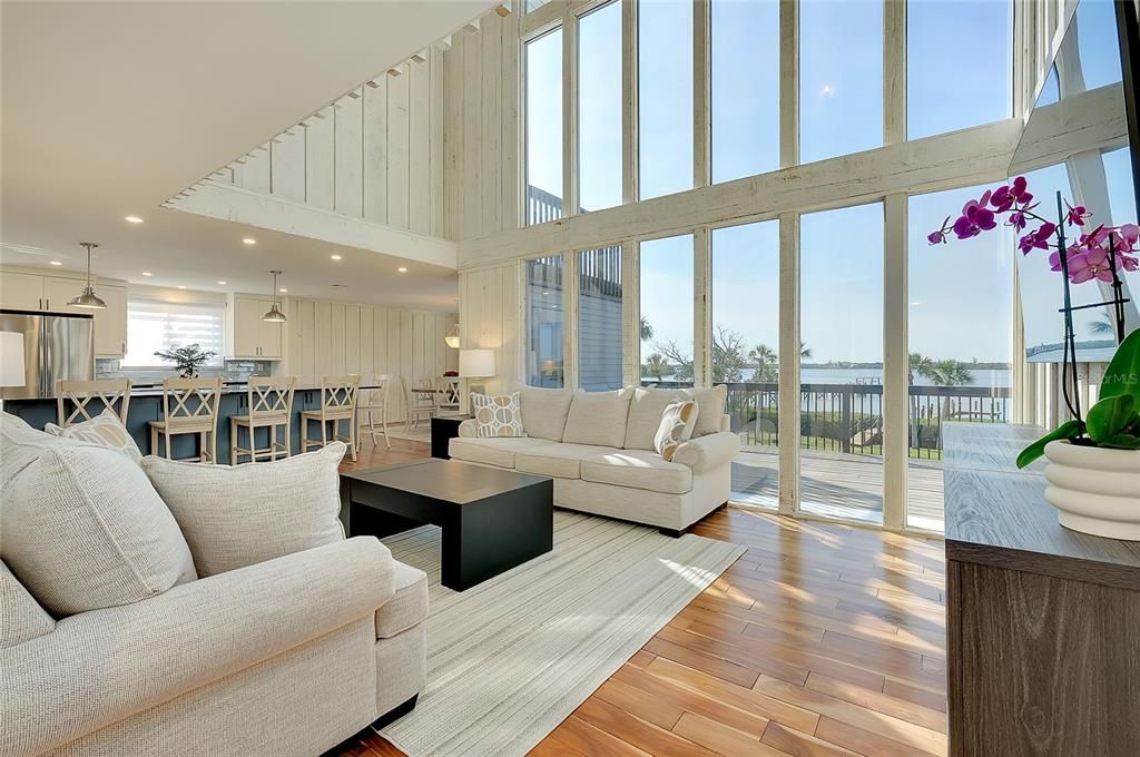 For Sale: $2,399,000 (4 beds, 3 baths, 3214 Square Feet)