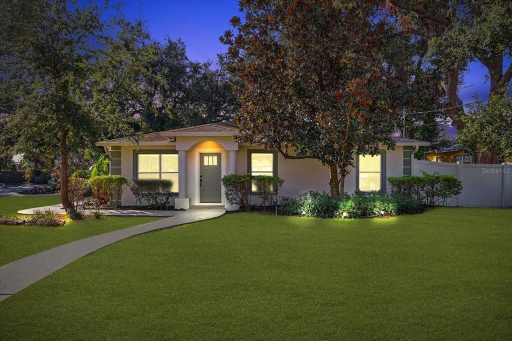 For Rent: $4,100 (3 beds, 2 baths, 1200 Square Feet)