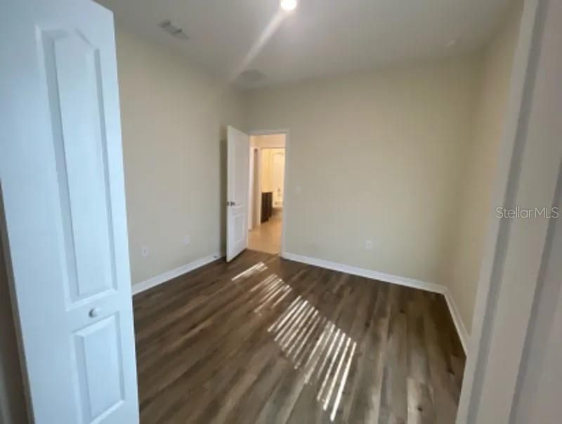 En Renta: $1,999 (3 camas, 2 baños, 1301 Pies cuadrados)