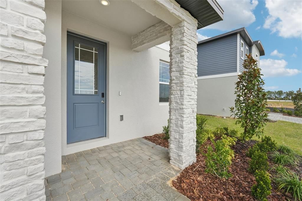 En Venta: $536,060 (4 camas, 2 baños, 2601 Pies cuadrados)