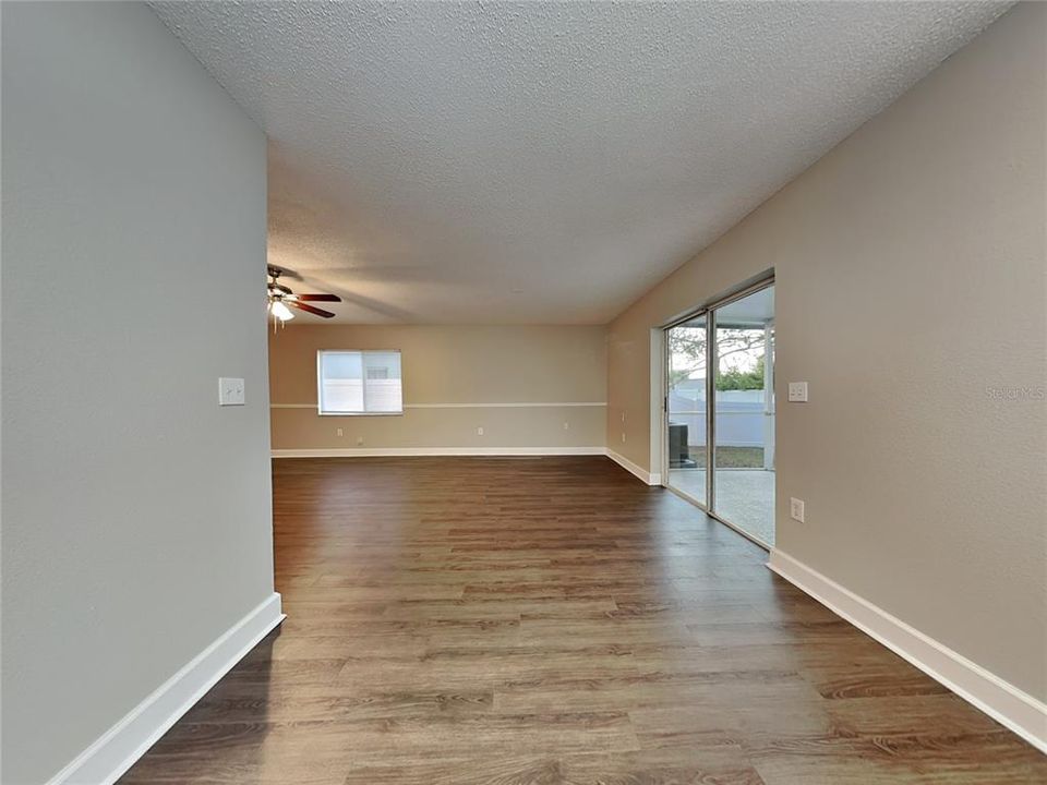 En Renta: $2,399 (4 camas, 2 baños, 1736 Pies cuadrados)