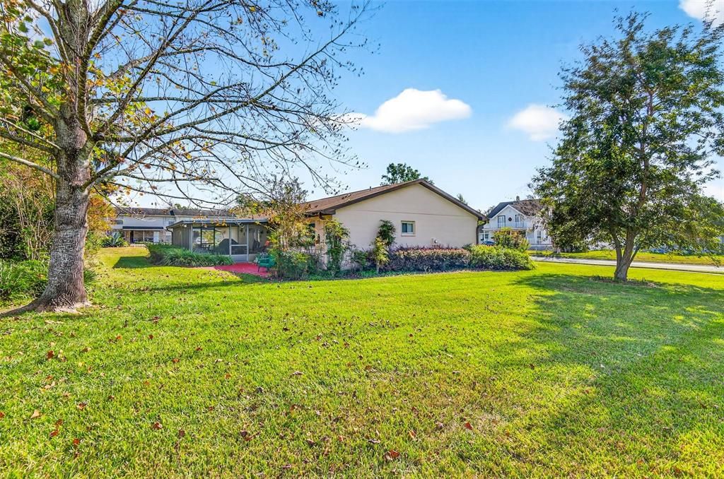 For Sale: $379,900 (3 beds, 2 baths, 1884 Square Feet)