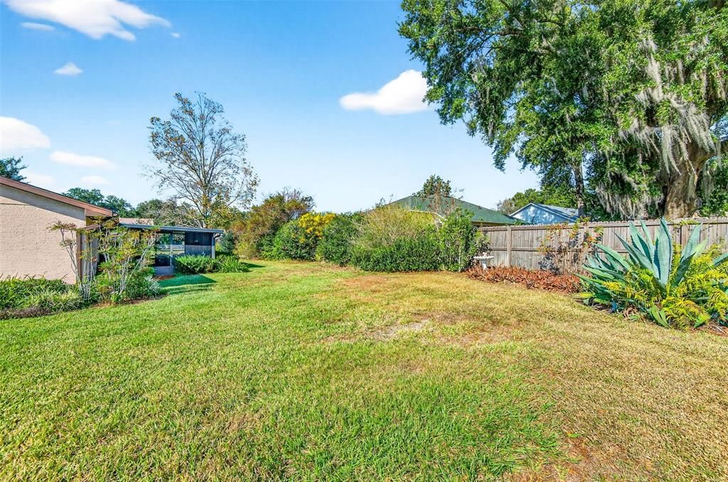 For Sale: $379,900 (3 beds, 2 baths, 1884 Square Feet)