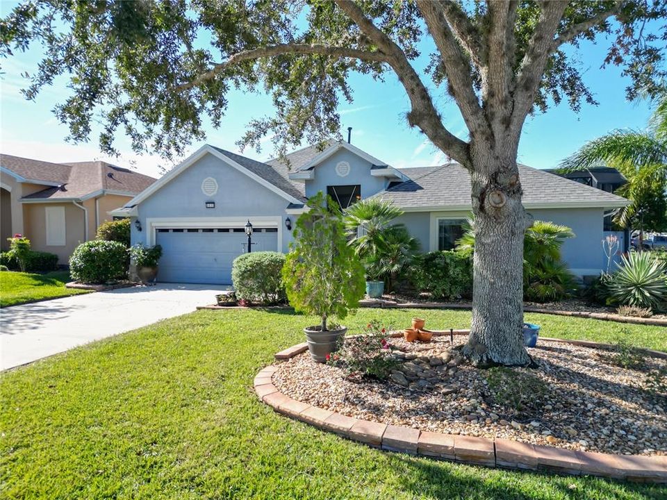 En Venta: $420,000 (3 camas, 3 baños, 2044 Pies cuadrados)