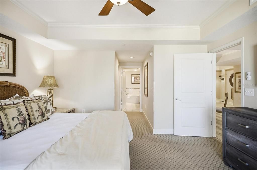 На продажу: $735,000 (3 спален, 3 ванн, 1676 Квадратных фут)