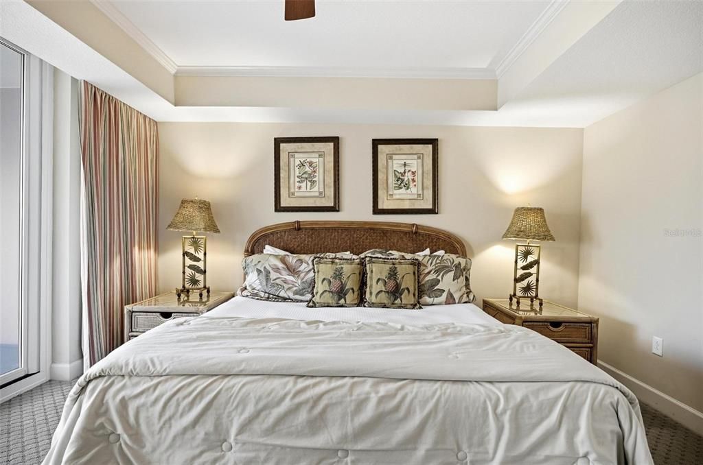 На продажу: $735,000 (3 спален, 3 ванн, 1676 Квадратных фут)