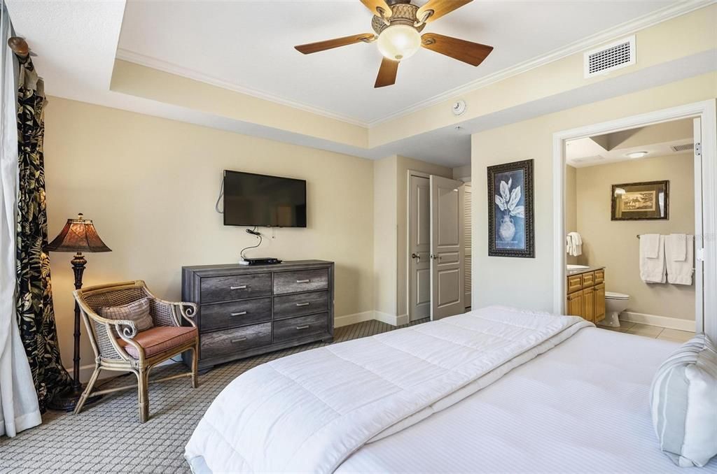 На продажу: $735,000 (3 спален, 3 ванн, 1676 Квадратных фут)