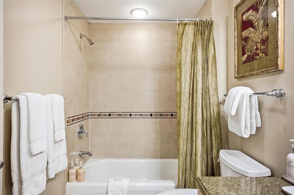 На продажу: $735,000 (3 спален, 3 ванн, 1676 Квадратных фут)