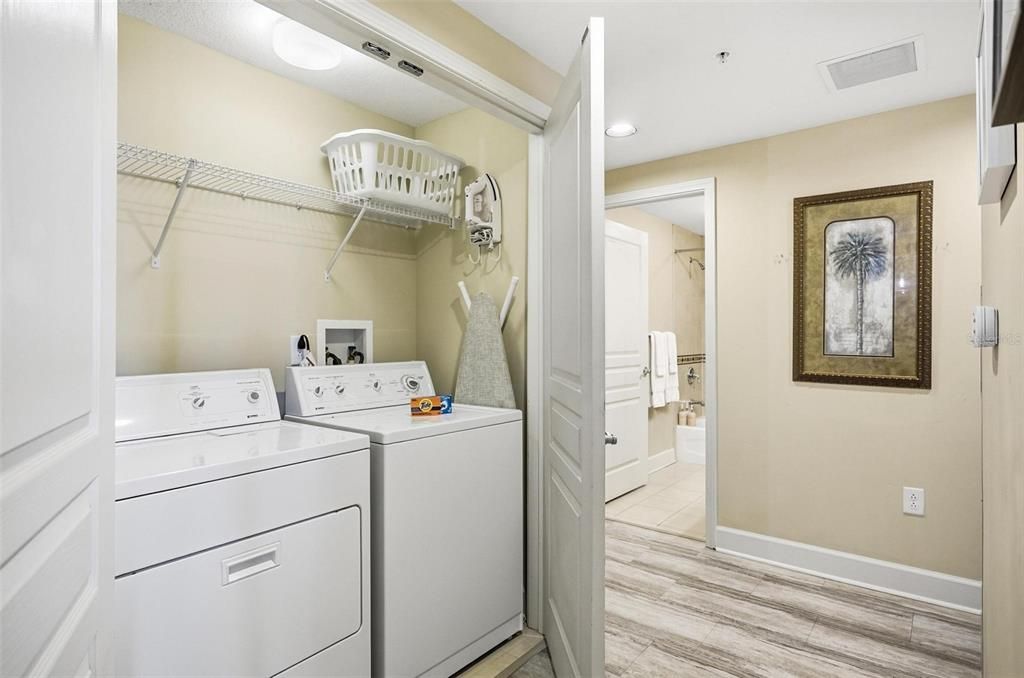 На продажу: $735,000 (3 спален, 3 ванн, 1676 Квадратных фут)