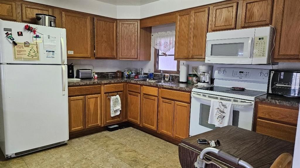 Activo con contrato: $75,000 (1 camas, 1 baños, 624 Pies cuadrados)