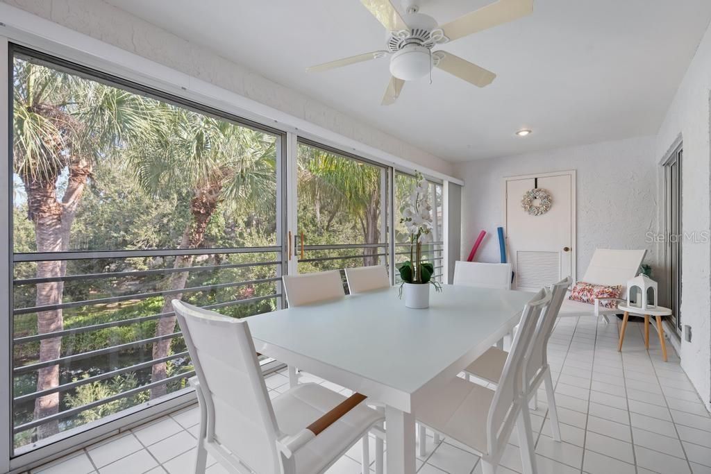 En Venta: $270,000 (3 camas, 2 baños, 1547 Pies cuadrados)