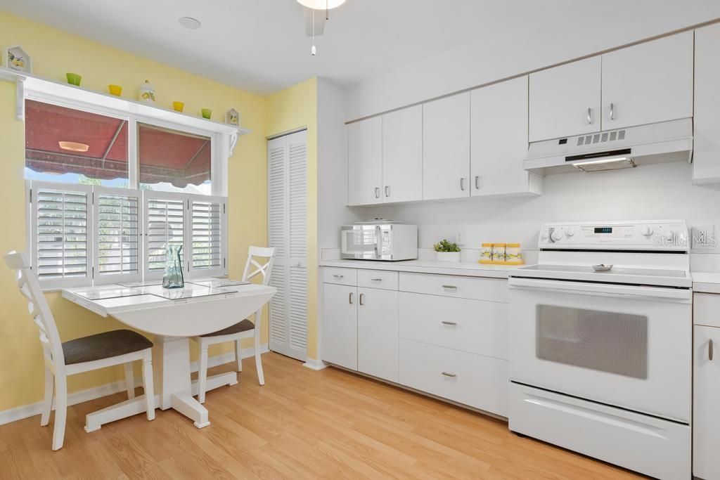 En Venta: $270,000 (3 camas, 2 baños, 1547 Pies cuadrados)