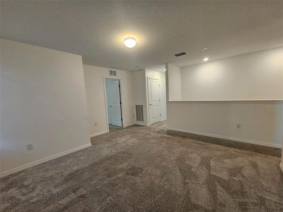 En Renta: $2,750 (5 camas, 3 baños, 2416 Pies cuadrados)