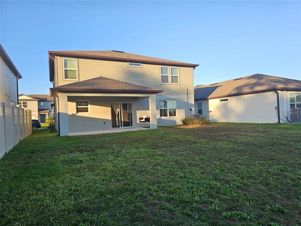 En Renta: $2,750 (5 camas, 3 baños, 2416 Pies cuadrados)