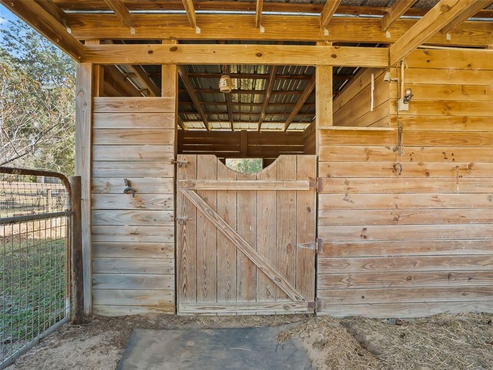 На продажу: $325,000 (2 спален, 2 ванн, 1008 Квадратных фут)