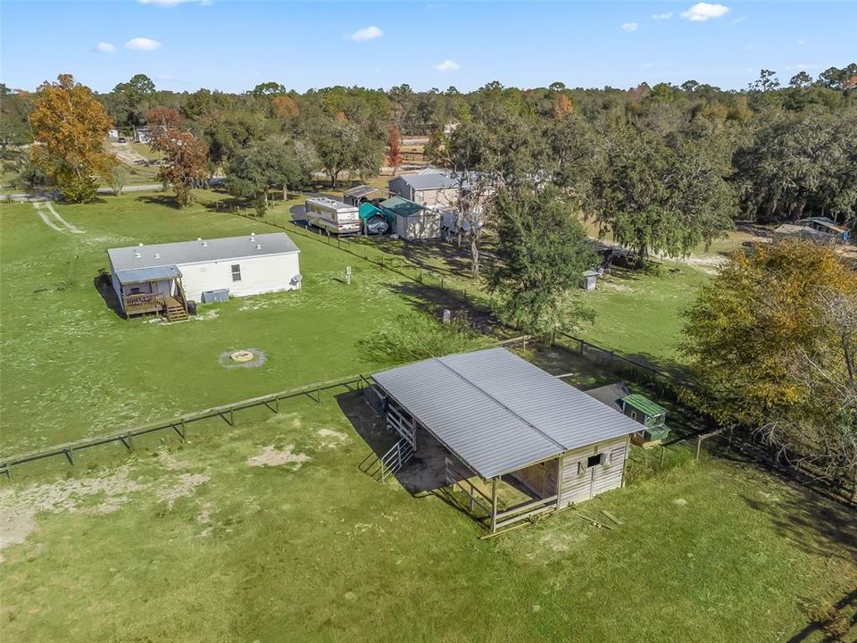 На продажу: $325,000 (2 спален, 2 ванн, 1008 Квадратных фут)