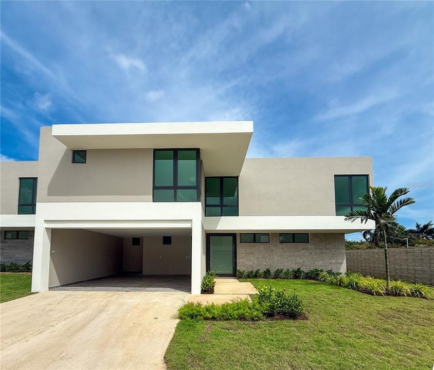 Vendido Recientemente: $1,415,000 (4 camas, 4 baños, 3125 Pies cuadrados)