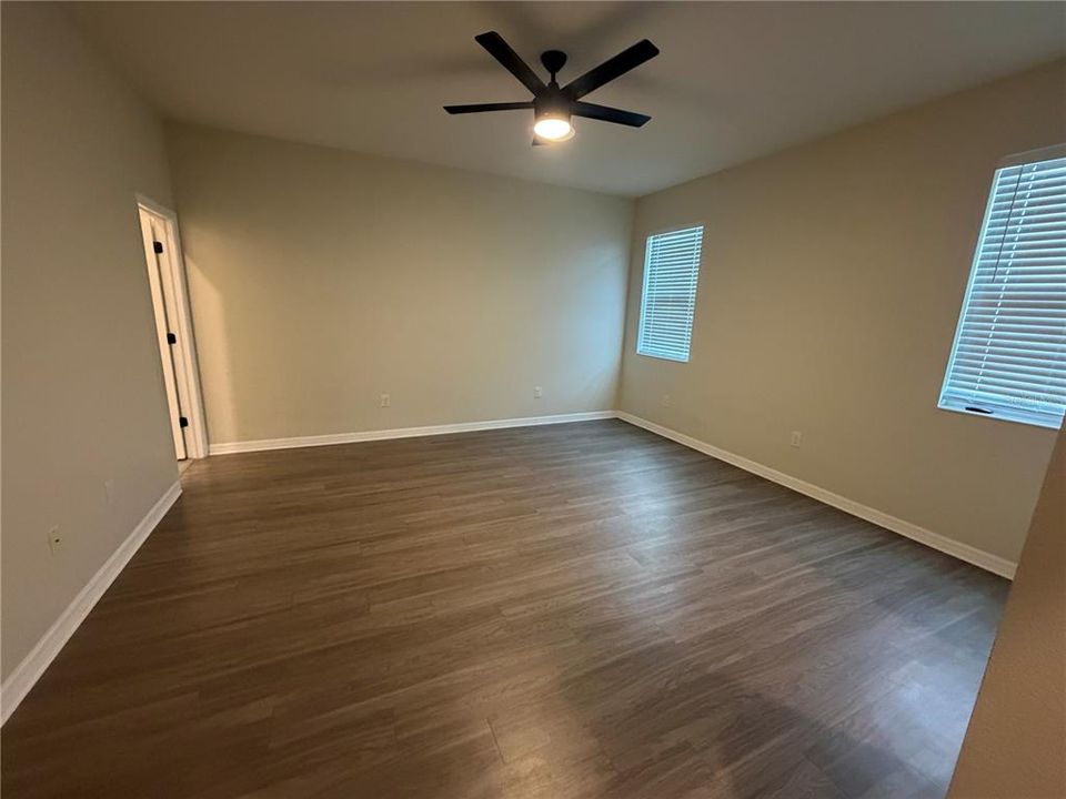 В аренду: $2,499 (4 спален, 2 ванн, 2350 Квадратных фут)