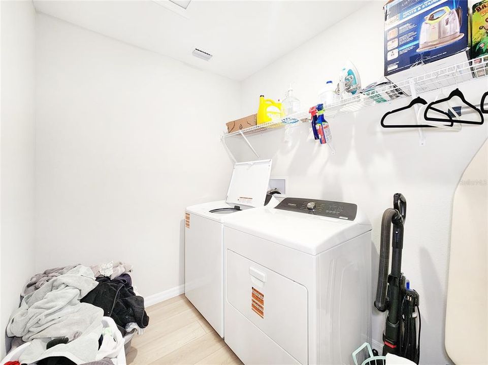 For Sale: $435,000 (4 beds, 2 baths, 2226 Square Feet)