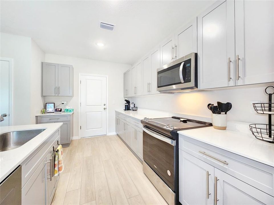 For Sale: $435,000 (4 beds, 2 baths, 2226 Square Feet)