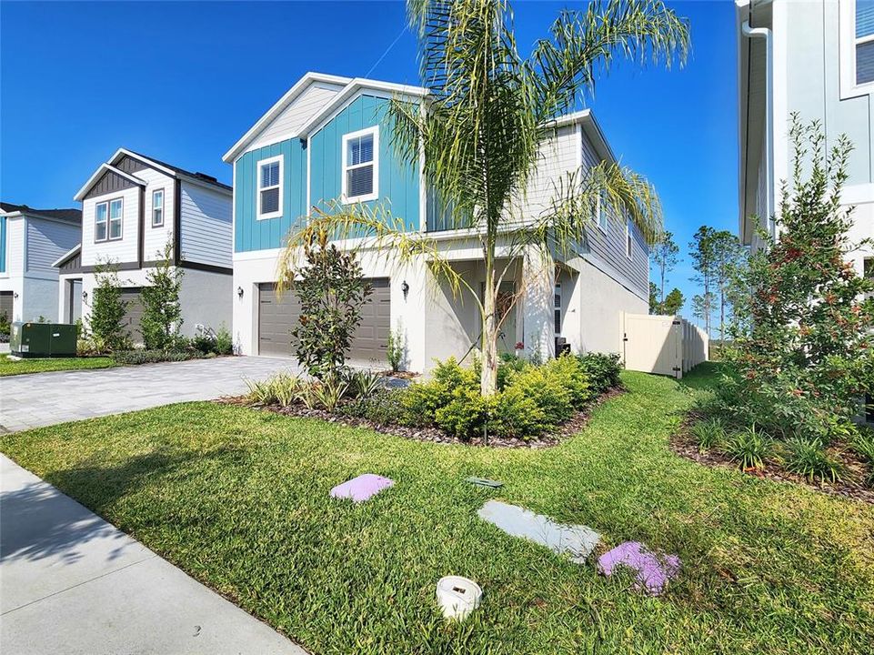 For Sale: $435,000 (4 beds, 2 baths, 2226 Square Feet)