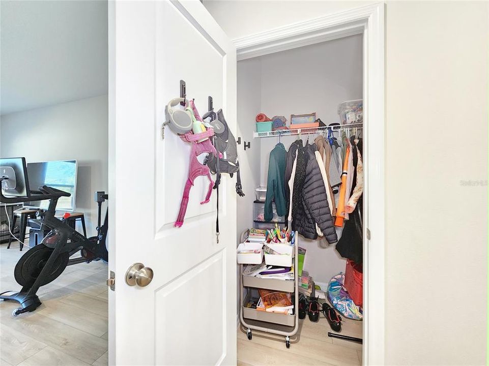 For Sale: $435,000 (4 beds, 2 baths, 2226 Square Feet)