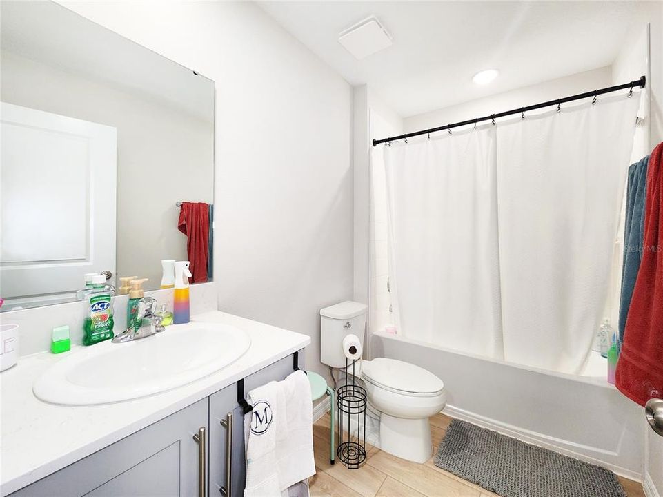 For Sale: $435,000 (4 beds, 2 baths, 2226 Square Feet)
