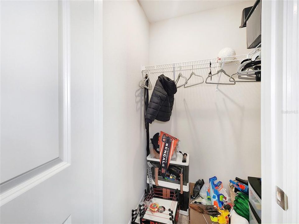 For Sale: $435,000 (4 beds, 2 baths, 2226 Square Feet)