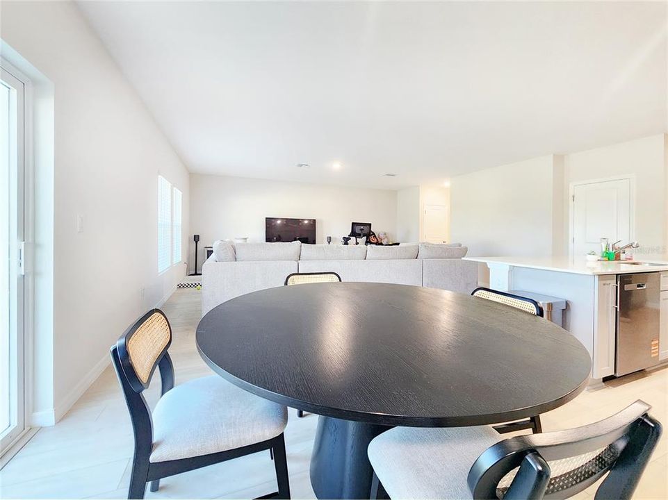 For Sale: $435,000 (4 beds, 2 baths, 2226 Square Feet)