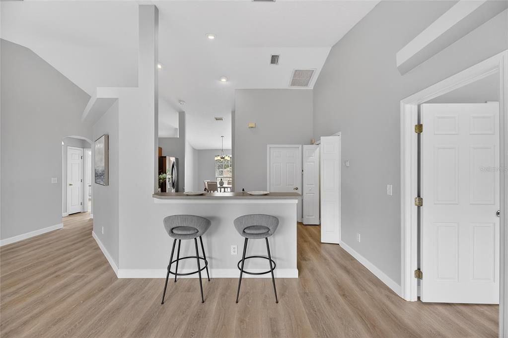 待售: $329,900 (3 贝兹, 2 浴室, 1498 平方英尺)