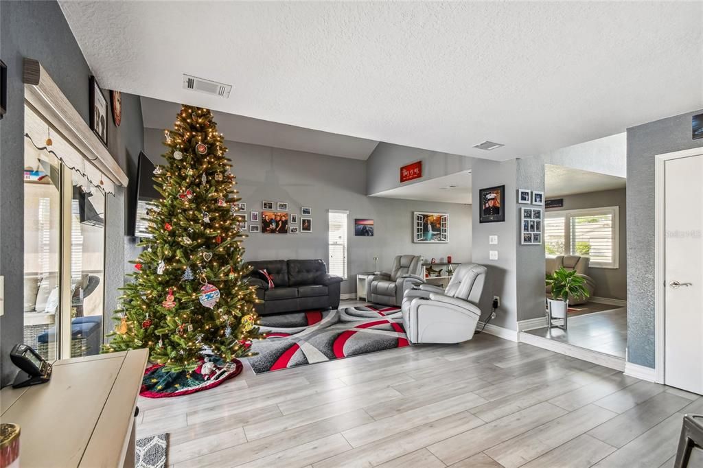 For Sale: $499,000 (3 beds, 2 baths, 2130 Square Feet)