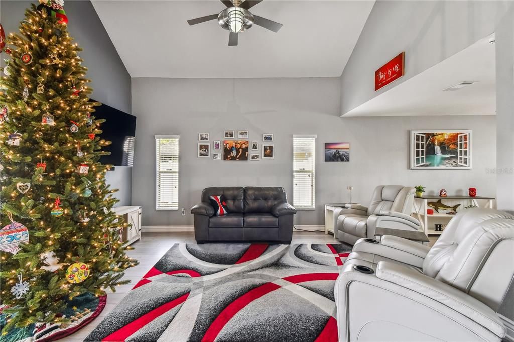 For Sale: $499,000 (3 beds, 2 baths, 2130 Square Feet)