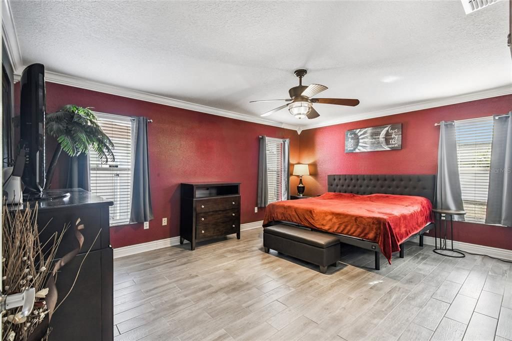 For Sale: $499,000 (3 beds, 2 baths, 2130 Square Feet)