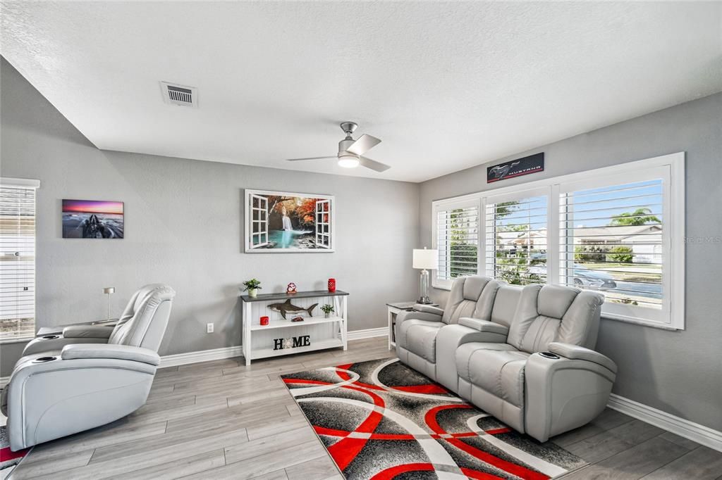 For Sale: $499,000 (3 beds, 2 baths, 2130 Square Feet)