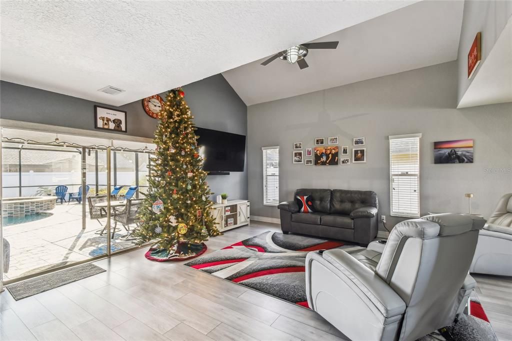 For Sale: $499,000 (3 beds, 2 baths, 2130 Square Feet)