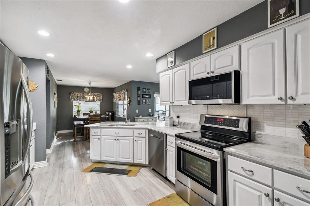 For Sale: $499,000 (3 beds, 2 baths, 2130 Square Feet)