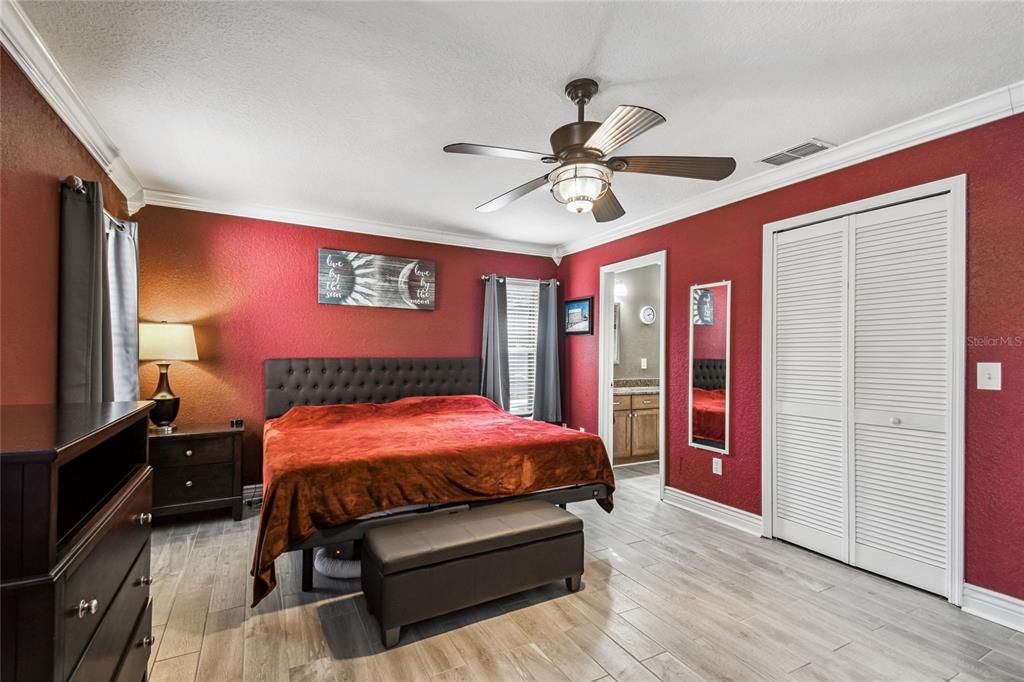 For Sale: $499,000 (3 beds, 2 baths, 2130 Square Feet)