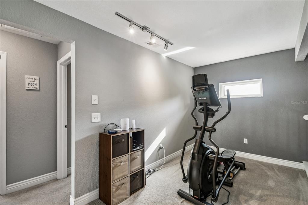 For Sale: $499,000 (3 beds, 2 baths, 2130 Square Feet)