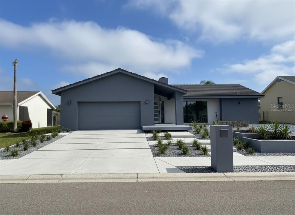 For Sale: $430,000 (3 beds, 2 baths, 1611 Square Feet)