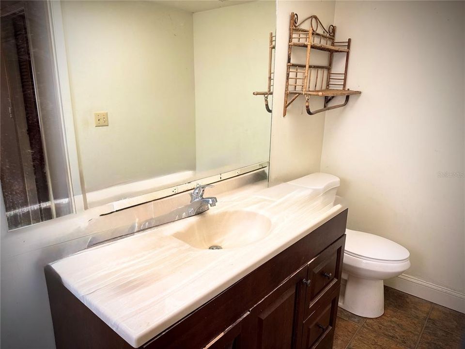 For Sale: $430,000 (3 beds, 2 baths, 1611 Square Feet)