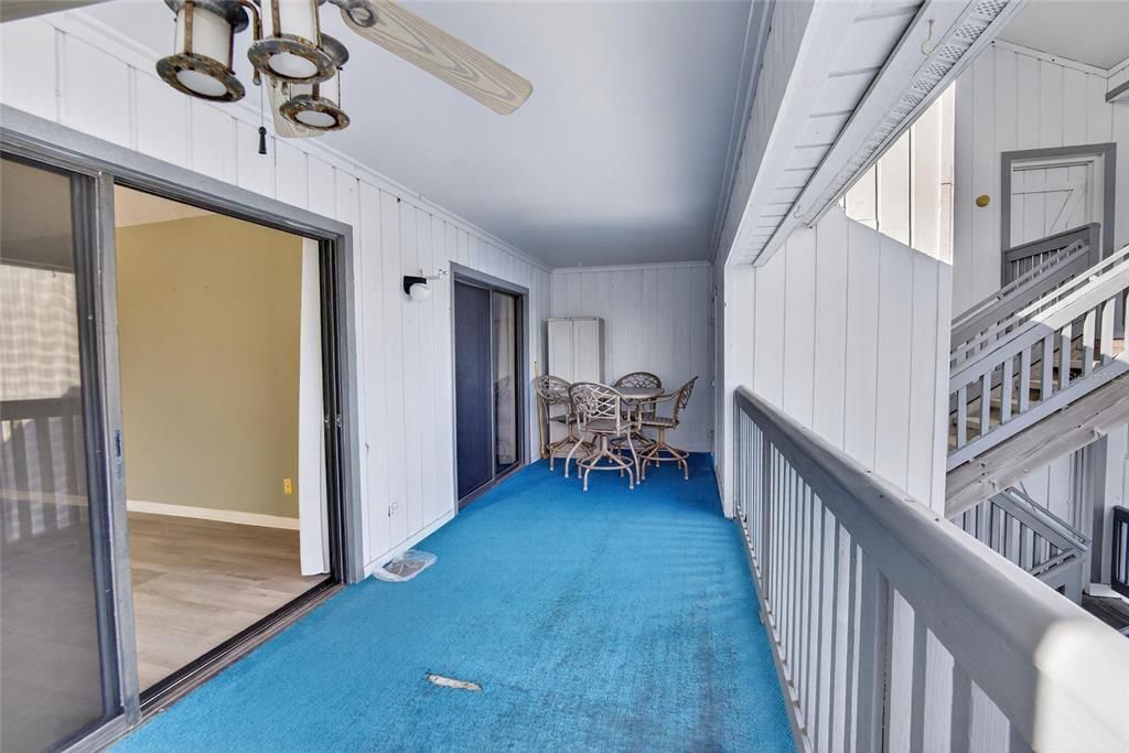 待售: $350,000 (2 贝兹, 2 浴室, 1095 平方英尺)