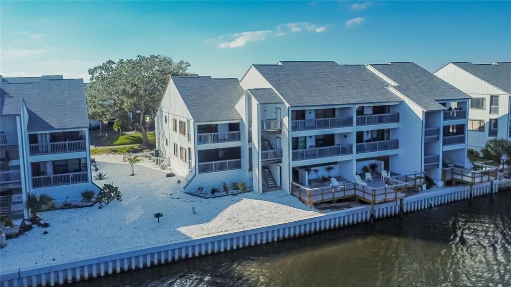 待售: $350,000 (2 贝兹, 2 浴室, 1095 平方英尺)