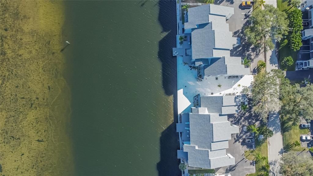 待售: $350,000 (2 贝兹, 2 浴室, 1095 平方英尺)