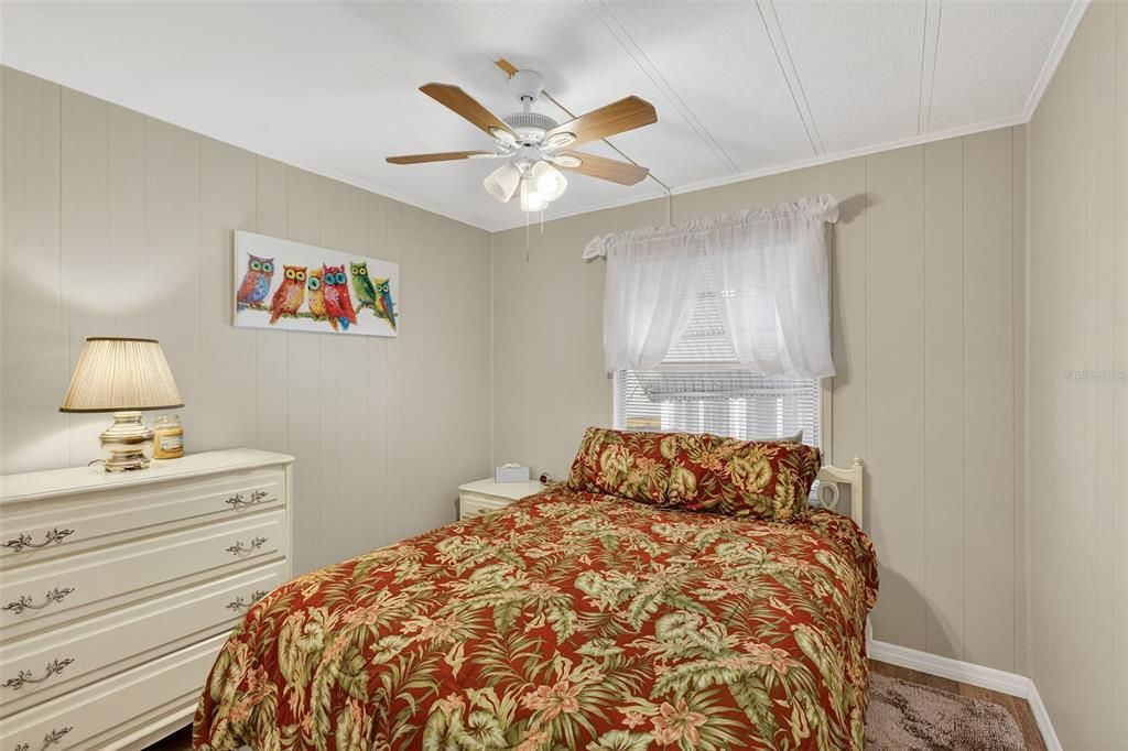 待售: $155,000 (2 贝兹, 2 浴室, 864 平方英尺)